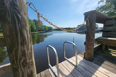Image de Peaceful Cottage on Lake Murray in Saluda