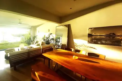Image de Beachfront apartment