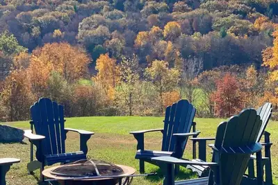 Image de Grand Estate w/ Mountain Views by Evergreen Home