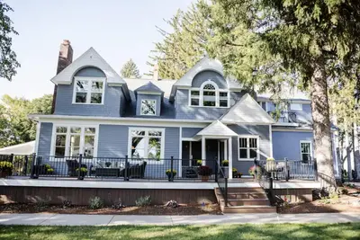 Image de Last Minute Deal For Award Winning Copper King Mountain Mansion At Deep Discount