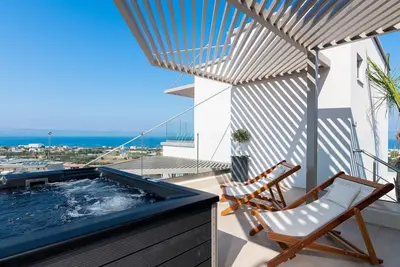 Image de ISholidays Harmony - 2 Bedroom Sea View Villa with Jacuzzi