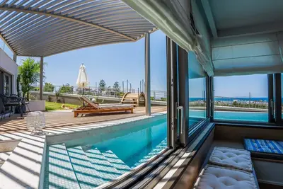 Image de ISholidays Divine - 1 Bedroom Sea View Villa with Private Pool