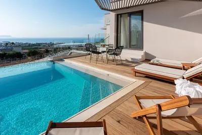 Image de ISholidays Serenity - 2 Bedrooms Sea View Villa with Private Pool & Indoor Jacuzzi