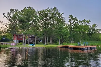 Image de Private getaway on Lower Buckhorn Lake
