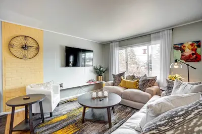 Image de Laramie Vacation Rental: 2 Mi to Downtown!