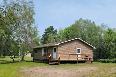 Image de Updated. Direct access to snowmobile/Orv trail. Short walk to store, bars/cafe'