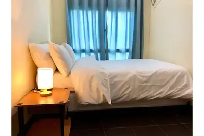 Image de Comfy Workspace with Park view and Workspace
