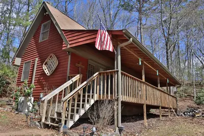 Image de Cardinal Ridge! Cozy cabin in the Smokies!