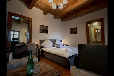 Image de Stylish 2 bedroom apartment with historical atmosphere and private sauna/hot tub