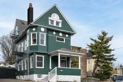 Image de Cincy Historic Gem: Sleeps 20 (5Min to Downtown & 40 Min to Ark)