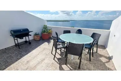 Image de Oceanfront Penthouse 2br Private Terrace