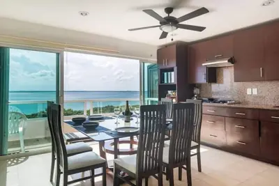 Image de Ph Ocean front 2 Br Great Beach Private Rooftop