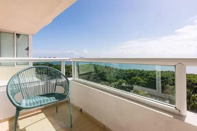 Image de Penthouse Beachfront Condos 2 Br 3 Wc Private Roof