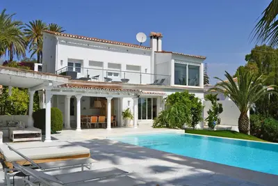 Image de Villa Los Lobos - family holiday rental villa in Nueva Andalucia Marbella