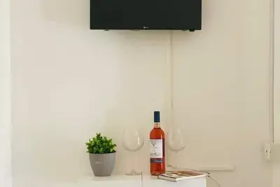 Image de Large studio Alimini Home