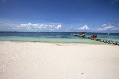 Image de Luxury Beachfront Villa in Cancun's Hotel Zone!