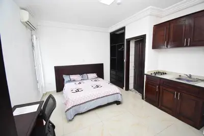 Image de One-room apartment, 5 minutes from the shopping center