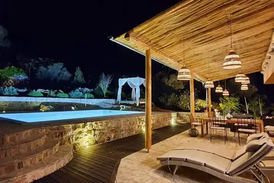 Image de Hvar, Stari Grad, 5 min from center, peacefull place, no neighbours.