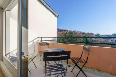 Image de Grand appartement 2 chambres avec terrasse à Saint-Jean-de-Luz