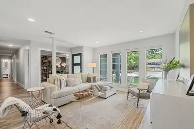 Image de South Austin Oasis: Quiet, Spacious and Family Friendly