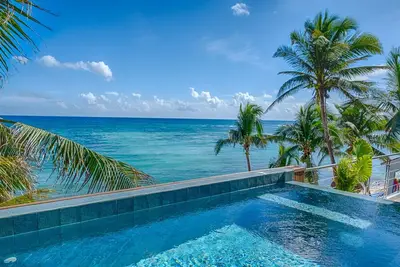 Panoramic view from the Penthouse! Elegance and comfort all in one!
