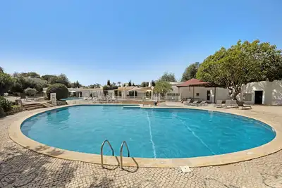 Image de Appartement de vacances 'Quinta Do Paraíso' avec piscine partagée, jardin partagé et Wi-Fi