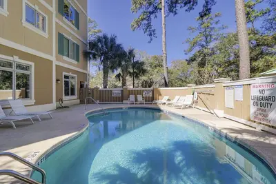 Image de Sunset Rentals | Sandcastle Plaza 2b