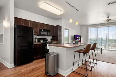 Image de The Ladybird: Riverwalk Loft