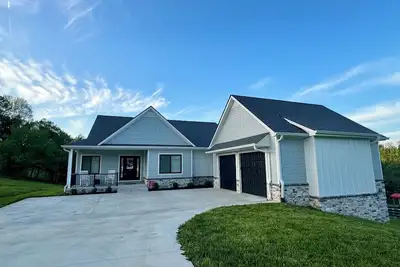 House on the River with a Movie Theater Room. And on the Bourbon Trail!