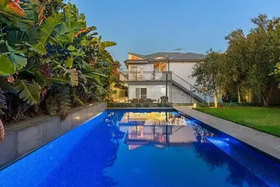 Blairgowrie Beachside Retreat | Solar Heated Pool
