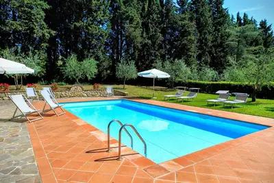 Image de Belle maison de vacances privée avec climatisation, piscine privée, Wifi, patio, près de Sienne