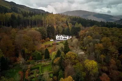 Image de Cottage retreat in wooded secluded private grounds
