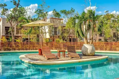 Image de Apartment with patio, 2 Pools, Cenotes and Gym