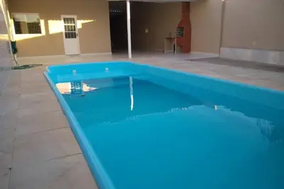 Image de House for Rent/Heated Pool/extensive area ext. 4q