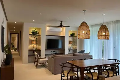 Image de Luxury 3 bdr apt W/private Patio and Pool/location