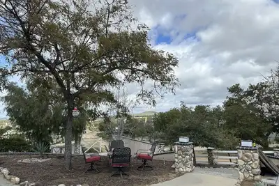 Image de Serenity Awaits Hill Wine Co#2