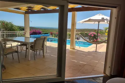 Image de Vacation home \"Ingrina sea view\" in Ingrina Sol, (Cerro do Homem) near Raposeira