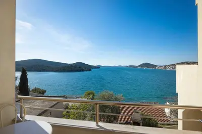Image de Apartments Kaina - one bedroom apartment with a sea view (blue)