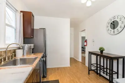 Image de Updated 2Bed apt. close to Nyc