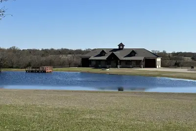Image de Home on 30 acres with pond