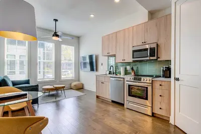 Image de Modern Atl Getaway < 3 Mi to Mercedes-Benz Stadium