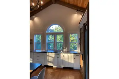 Image de The Nw Loft Luxury Studio in Historic Old West Side