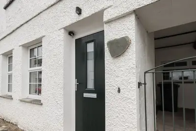 Bottle Tops, family friendly, character holiday cottage in Windermere