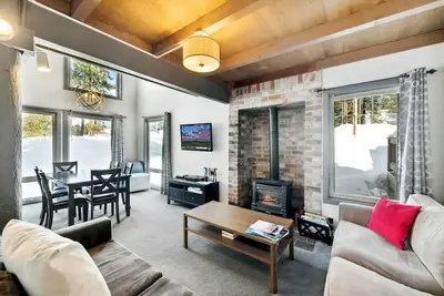 Image de Affordable Mountain Luxury