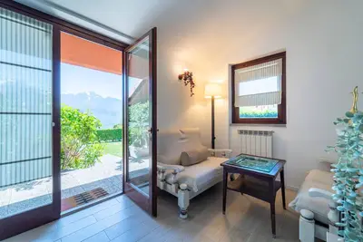 Image de Panorama Lake and Garden by Wonderful Italy