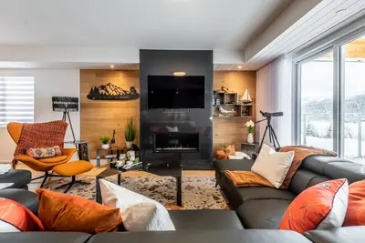 Image de ❤️ Vue sur le lac et les montagnes - Mont-Tremblant