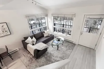 Image de Renovated 1br Loft on River in Aspen Core