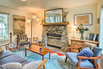 Image de Charming Rockaway Beach House, Walk to Ocean!