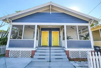 Image de Charming Duplex in Historic Ybor City - Sleeps 8