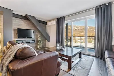 Image de Initial | Olympique | Mont-Sainte-Anne